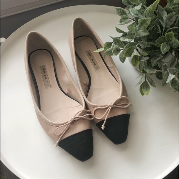 SOLD ZARA Basic Nude and Black Ballet Flat 39 - Picture 1 of 6
